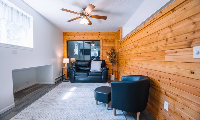 Alliance Apartamento | Come stay at The Loft!