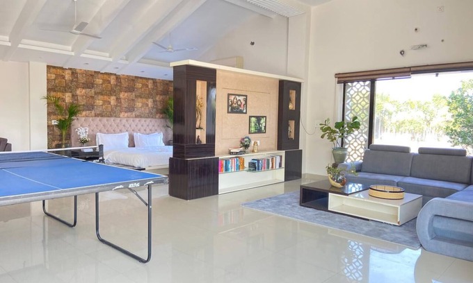 Amritsar Otro | Come stay with me and let's make some unforgettable memories.
