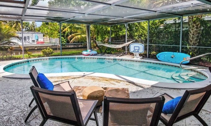 Fort Lauderdale Casa | Come to the Kayak club featuring indoor pool