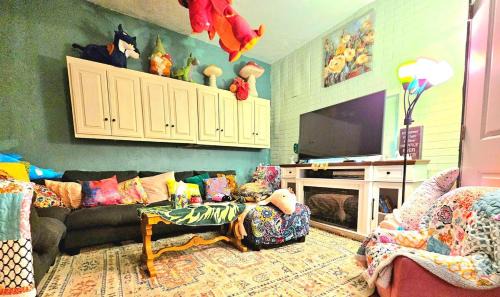 Midwest City Casa | Come visit the Happy House!