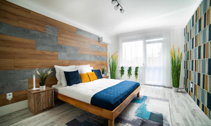 Miskolc Apartamento | Comfort 18 - Best Family Layout- Balcony & Parking