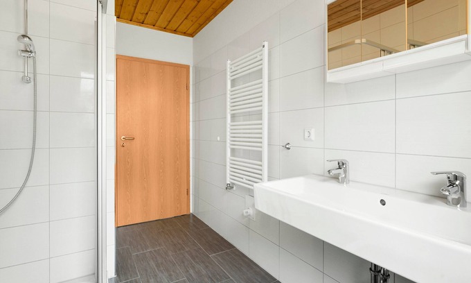 Bad Sachsa Casa | Comfort 6-person apartment in the holiday park Landal Salztal Paradies