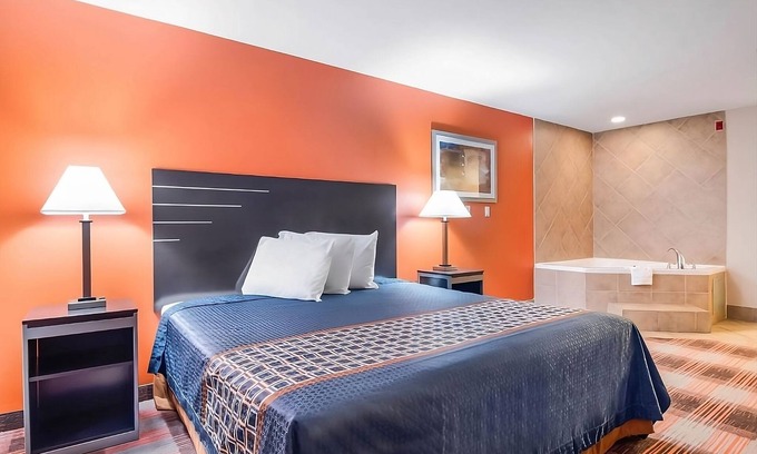 Mableton Hotel | Comfort and Convenience! Free Parking, Near Heritage Park & River Line Park