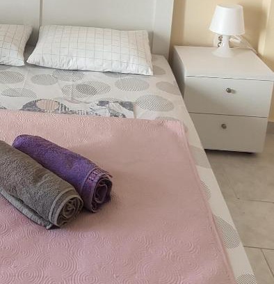 Loutraki-Agioi Theodoroi Apartamento | Comfort apartment for small family