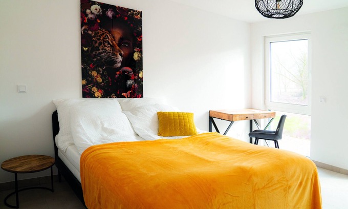 Dormagen Apartamento | Comfort apartment no. 8 on the 1st floor left (street side, balcony)