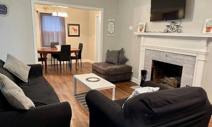 Elizabeth City Casa | Comfort by The University & Waterfront