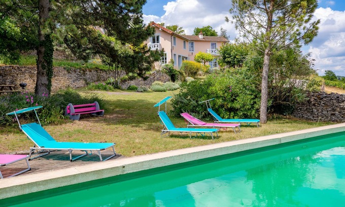 Beaune Casa | COMFORT, CHARM, POOL AND EXCEPTIONAL VIEW