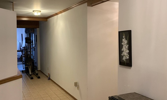 Livonia Casa | Comfort City Country Home