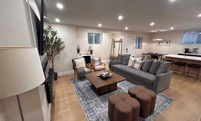 Langley Casa | Comfort & Convenience Near Endless Local Amenities