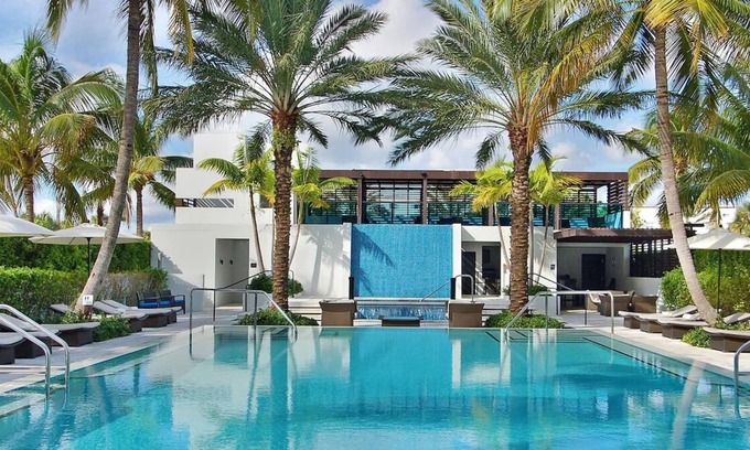 Palm Beach Casa | Comfort & Convenience! Private Beach Access | Free Parking + Onsite Pool
