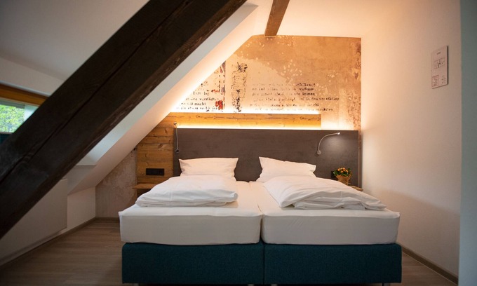 Holzschlag Apartamento | Comfort double room with balcony for 3 persons