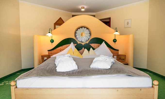 Dienten am Hochkoenig Casa | Comfort double room30, 7 nights - Wellnesshotel Mitterwirt