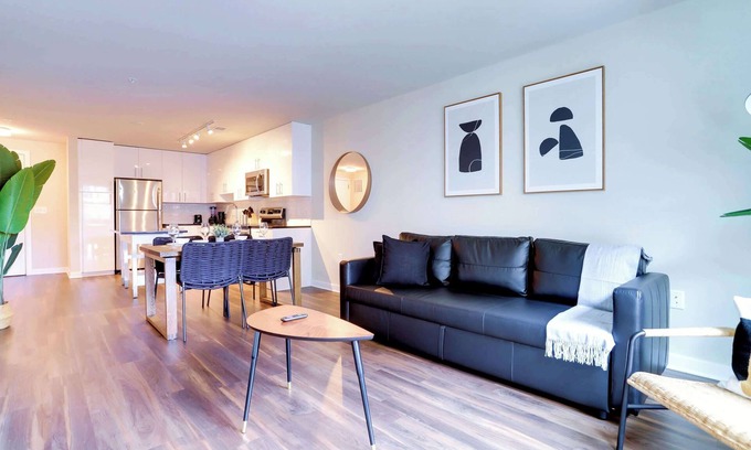 Jefferson Manor Apartamento | Alexandria Apt W Pool & Gym