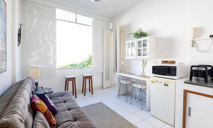 Ipanema Apartamento | Comfort in Ipanema 2 Blocks From the Beach Vp604