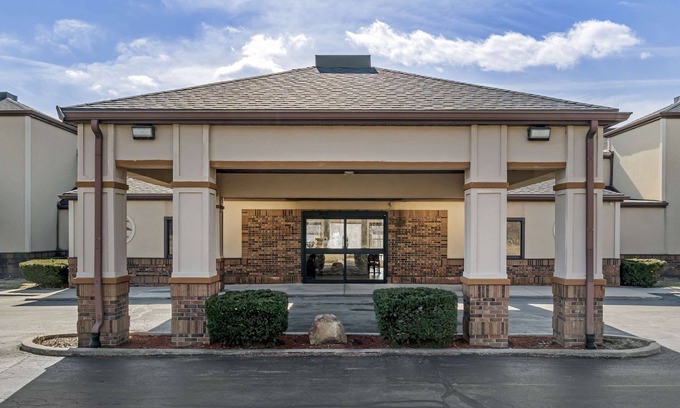Toledo Hotel | Comfort Inn East Oregon - Toledo