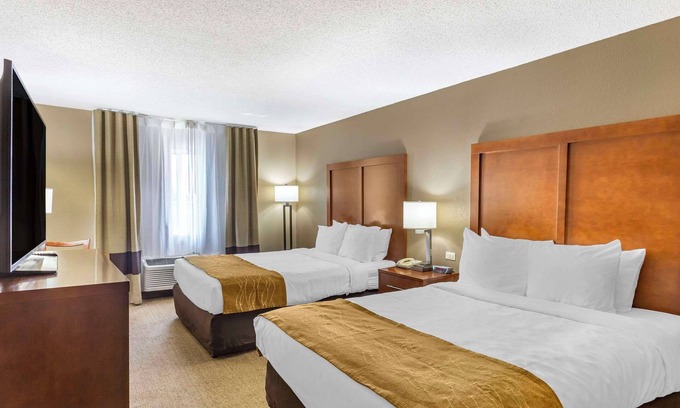 Gurnee Hotel | Comfort Inn Gurnee near Six Flags