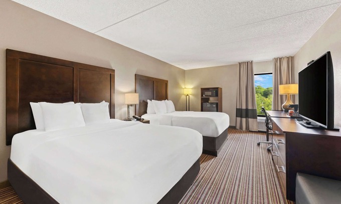 East Texas Hotel | Comfort Inn Lehigh Valley West - Allentown