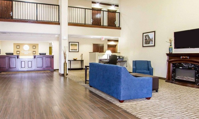 Poplar Bluff Hotel | Comfort Inn Poplar Bluff North