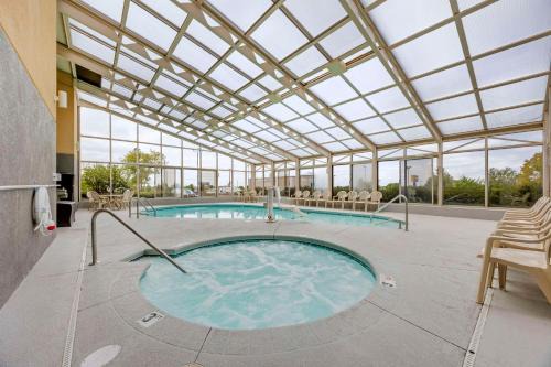 Springfield Hotel | Comfort Inn South - Springfield