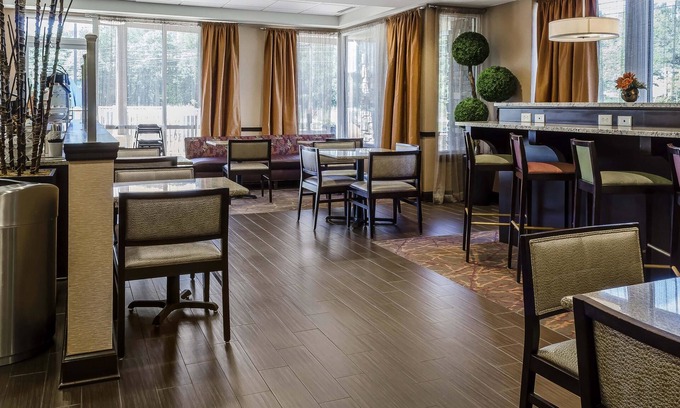 Dothan Hotel | Comfort Inn & Suites Dothan East