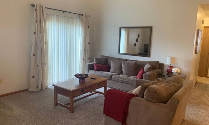 Middletown Casa | Comfort on the Court 3 Bed / 2 Bath Sleeps 6