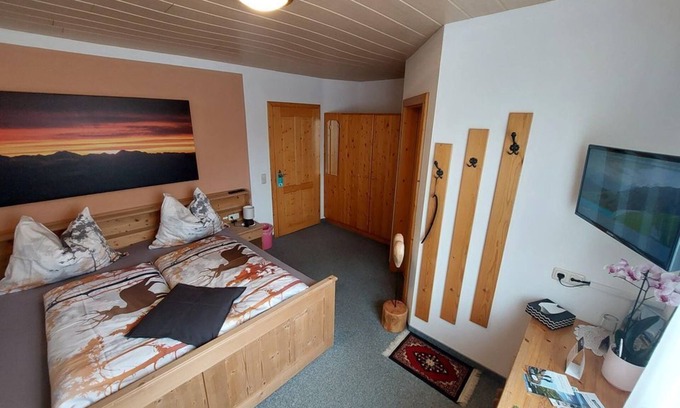 Woerth Cama Y Desayuno | Habitación doble con ducha, WC - Sonnblickhof ***