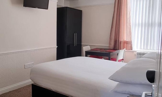 Plymouth Cama Y Desayuno | Comfort Rooms