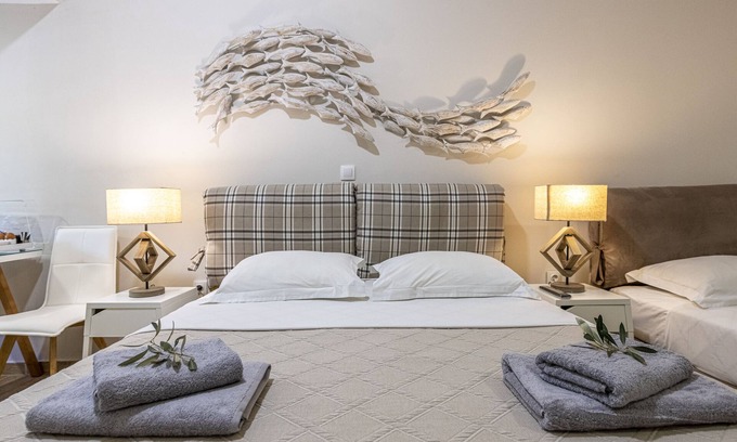 Spata-Artemida Casa | Comfort Stay Athens Airport Hotel - FREE shuttle from and to the airport
