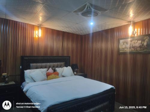 Khokhar Maira Cabina | Comfort Suites Lara Gora