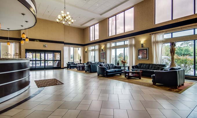 Spring Hotel | Comfort Suites Old Town Spring