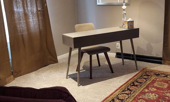 Central City Apartamento | Comfortable 1 Bedroom Apartment in Heart of Central City