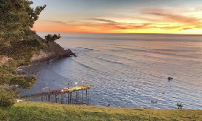 Point Arena Cabaña | Comfortable 2-bedroom cottage with WiFi, AC in beautiful Point Arena, CA