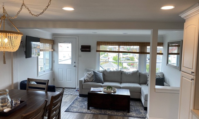 Beach Haven Terrace Apartamento | Comfortable 2 Bedroom 2 Bath Apartment