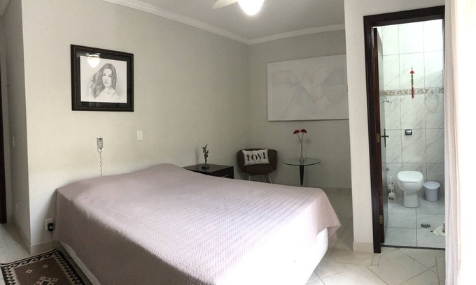 Zona Leste Apartamento | Cómodo apartamento de 2 habitaciones cerca de UFABC con garaje