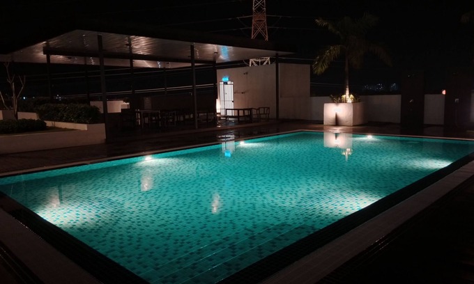 Central Seberang Perai Condominio | Comfortable 3R2B 7pax Meritus Prai
