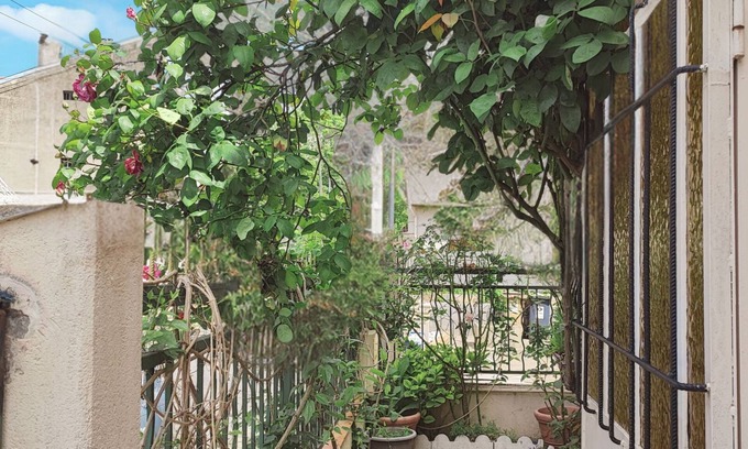 Rosny-sous-Bois Casa | Comfortable air-conditioned house with large garden 10 km from JO
