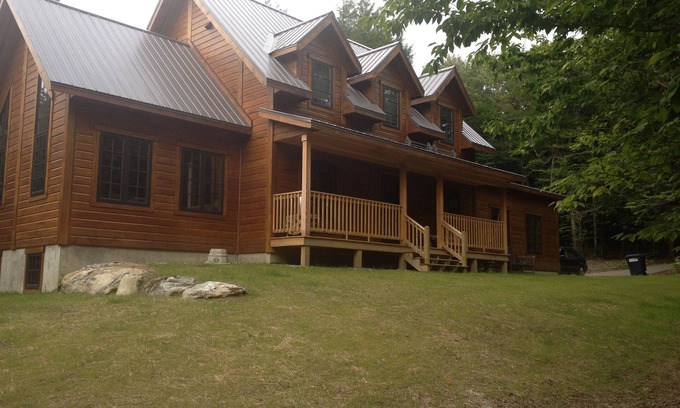 Stowe Area Chalet De Esquí | La madera Chalet - cómoda, bien equipada y cerca de la montaña