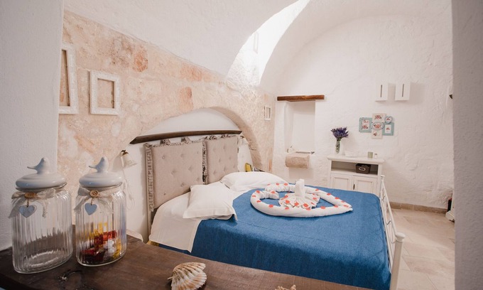 Centro Storico Apartamento | Cómodo apartamento cerca del mar en el centro de Monopoli, Puglia WI-FI GRATUITO