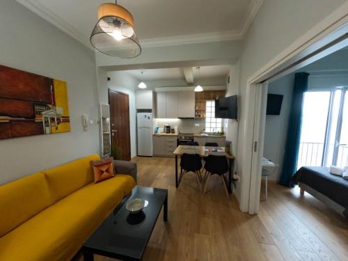 Mousio Apartamento | Comfortable apt, next to Archeological museum!