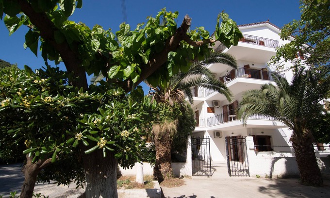 Poros Apartamento | apartamento cómodo y luminoso cerca del mar