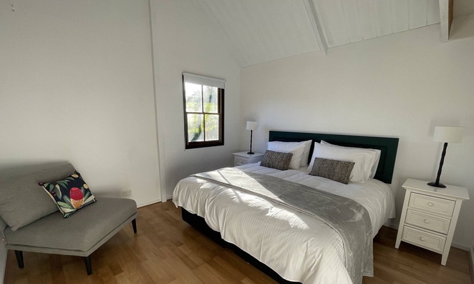St. Albans Cabina | Comfortable cabin located in peaceful St Albans village