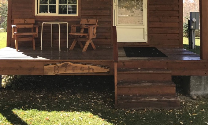 Heise Cabina | Comfortable cabin with full kitchen near skiing, fishing, and much, much more!