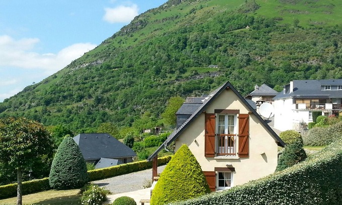 Beost Chalet De Esquí | CHALET CÓMODO, TRANQUILO, VISTA MAGNÍFICA, IDEAL PARA SUS VACACIONES.