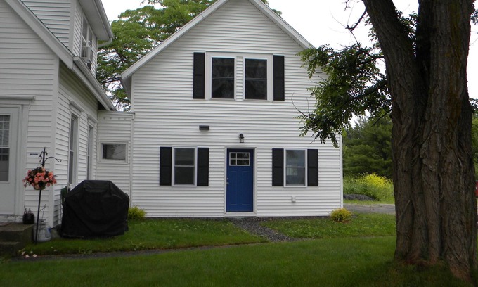 Thomaston Casa | Comfortable, Convenient Apartment/ House