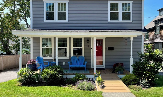 Loveitts Field Casa | Comfortable, family-friendly home just steps from Willard Beach!