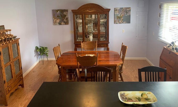 Barnardsville Casa | Comfortable family home, enough space to bring the entire family.