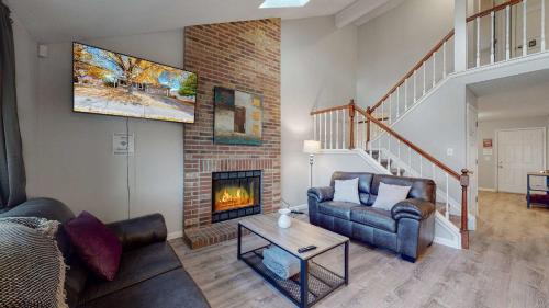 Prides Crossing Casa | Comfortable Family Friendly Home on Quincy Reservoir