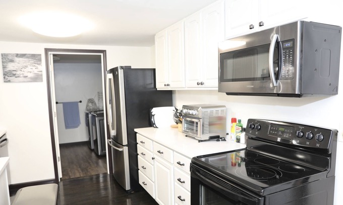 Hillsdale Casa | Comfortable Hillsdale Retreat
