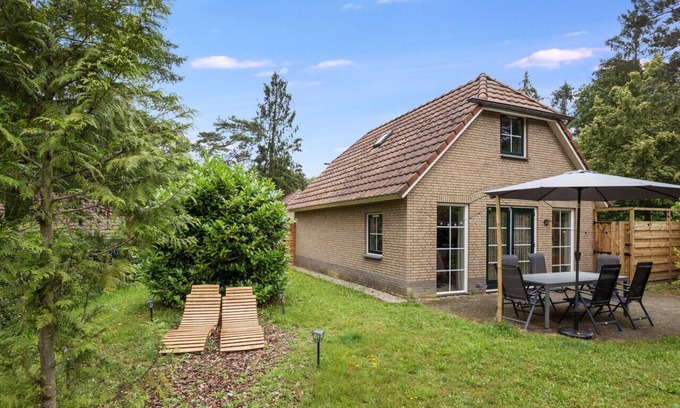 Lunteren Casa | Comfortable holiday home in the forest at the Veluwe.