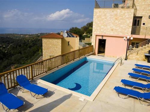 Adele Casa | Comfortable holiday house for 10 persons, with swimming pool